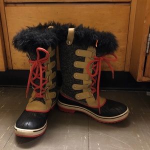 Women’s Joan of Arctic Boots